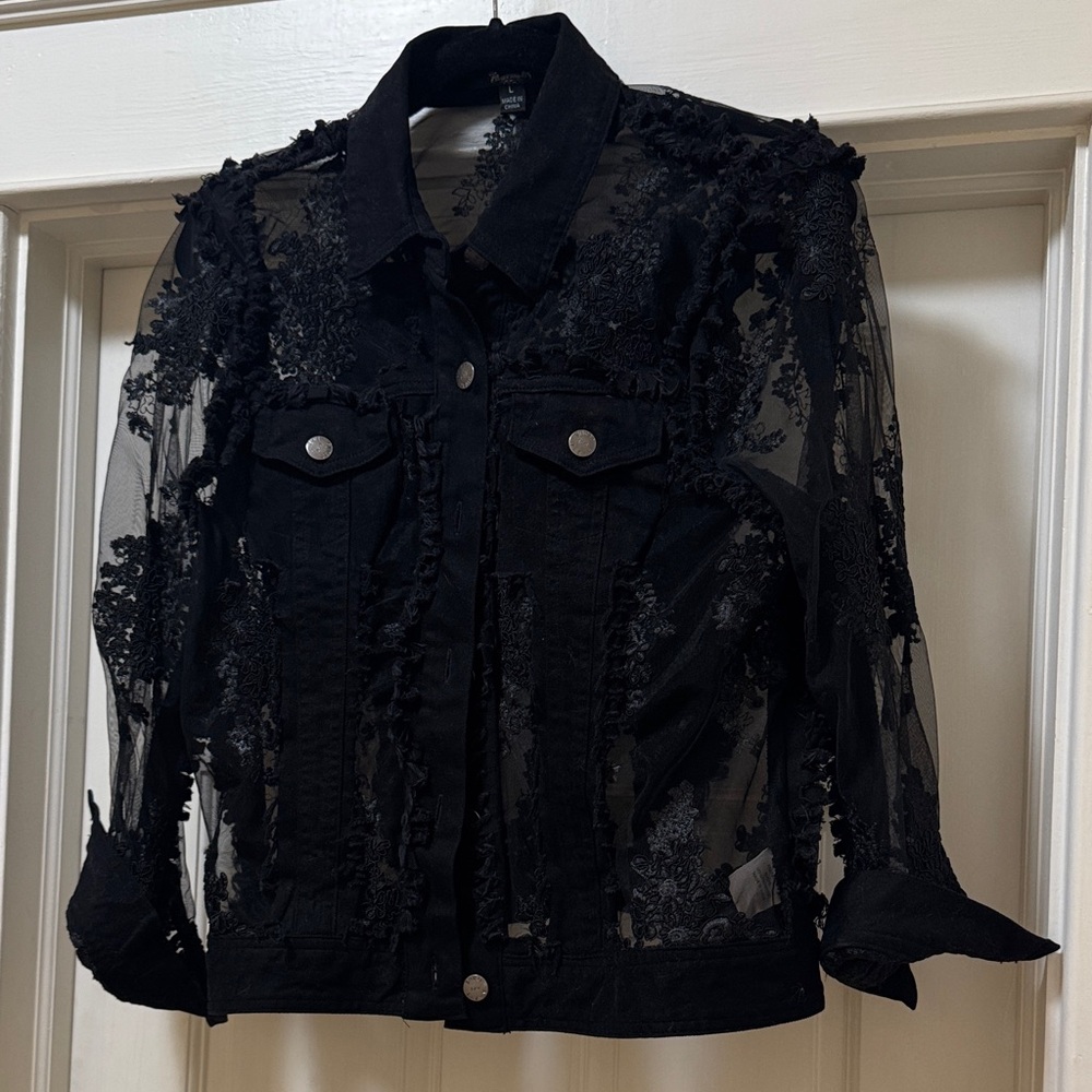 Chic Black Lace Jean Jacket
